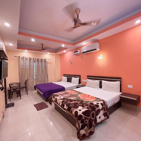 Hotel Deo Пури Экстерьер фото