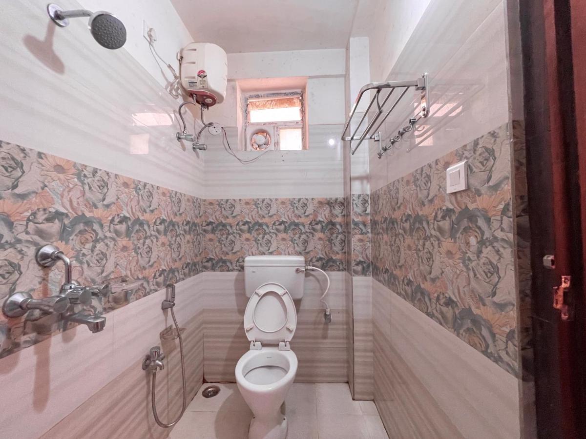 Hotel Deo Пури Экстерьер фото