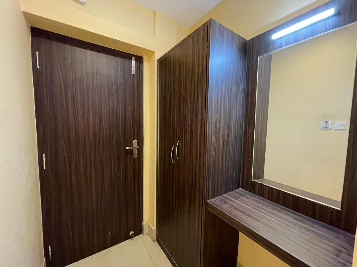 Hotel Deo Пури Экстерьер фото