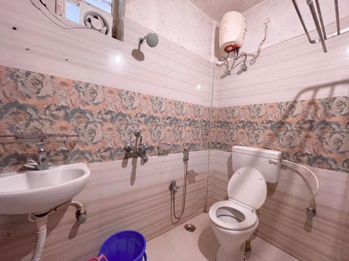 Hotel Deo Пури Экстерьер фото